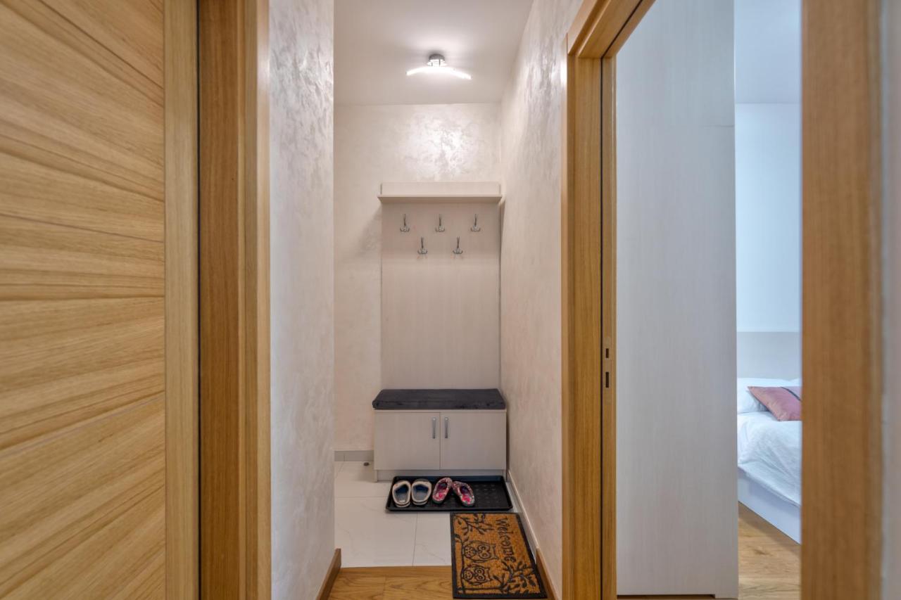 Apartment Mount Gold *